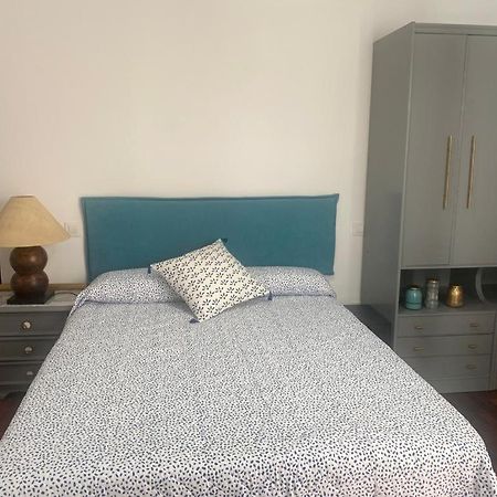 Pequena Sara Apartment Santander Luaran gambar